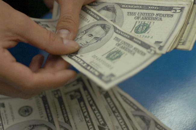 yuxtaposicion tipo de cambio.estudinero